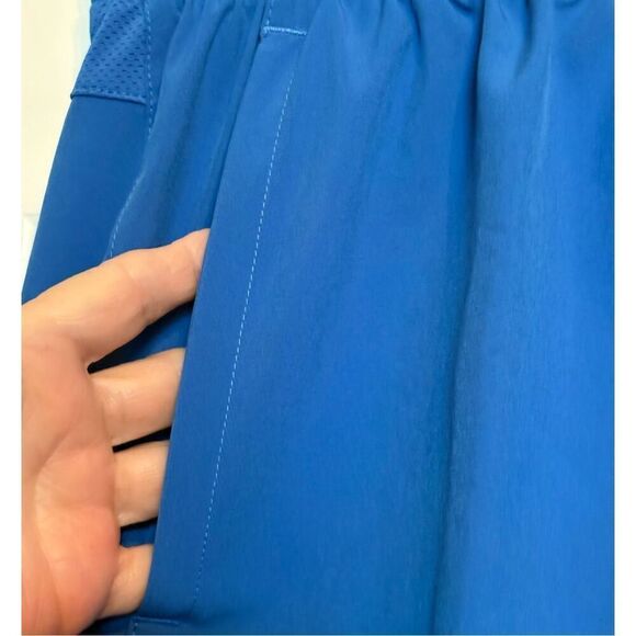 DSG - NWT - M Sz Small 8" Agility Training Shirts in "Cobalt" - Picture 9 of 16